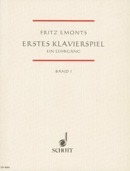 Erstes Klavierspiel
